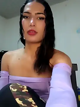 Snapshot of Lanna_hott_ chatting on February 2025 06:48:02 PM Lanna hott online show from February 2025 06:48:02 PM