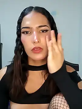 Snapshot of Lanna_hott_ chatting on March 2025 09:43:01 PM Lanna hott online show from March 2025 09:43:01 PM