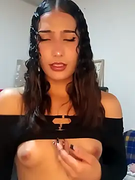 Snapshot of Lanna_hott_ chatting on March 2025 03:06:01 PM Lanna hott online show from March 2025 03:06:01 PM