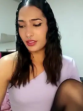 Snapshot of Lanna_hott_ chatting on March 2025 03:40:01 PM Lanna hott online show from March 2025 03:40:01 PM