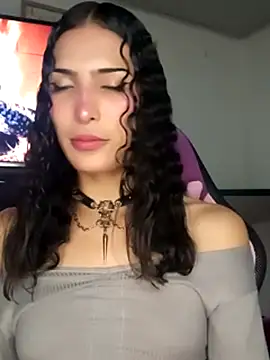 Snapshot of Lanna_hott_ chatting on October 2025 11:02:01 PM Lanna hott online show from October 2025 11:02:01 PM