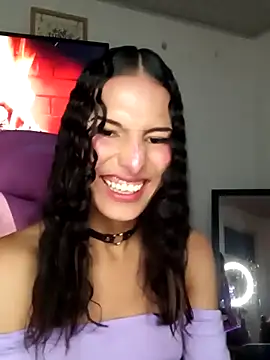 Snapshot of Lanna_hott_ chatting on October 2025 11:27:01 PM Lanna hott online show from October 2025 11:27:01 PM