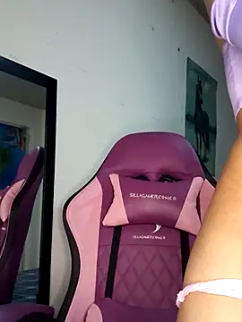 Snapshot of Lanna_hott_ chatting on February 2026 07:32:02 PM Lanna hott online show from February 2026 07:32:02 PM