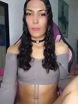 Lanna hott  online show from May 2026 07:56:02 PM