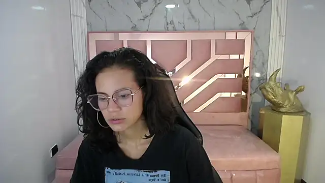 Tyna ch online show from January 2025 04:29:01 PM