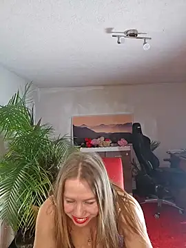 Supertitten95DD online show from February 2025 09:14:02 AM