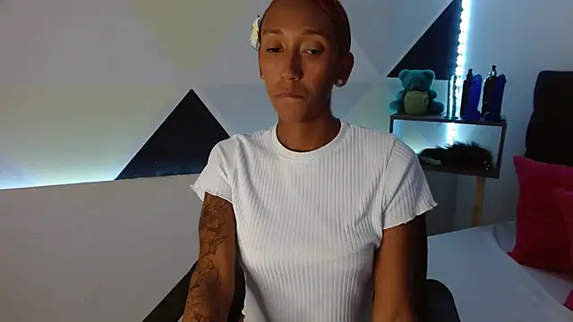 ZashaRomero online show from February 2025 06:31:02 PM