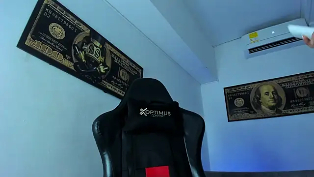 SaraRoy  online show from March 2025 12:22:02 PM