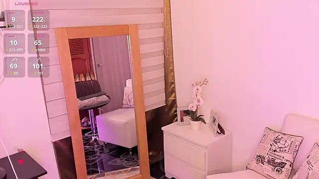 Snapshot of mrs_griseld_ chatting on April 2026 07:05:02 PM mrs griseld online show from April 2026 07:05:02 PM