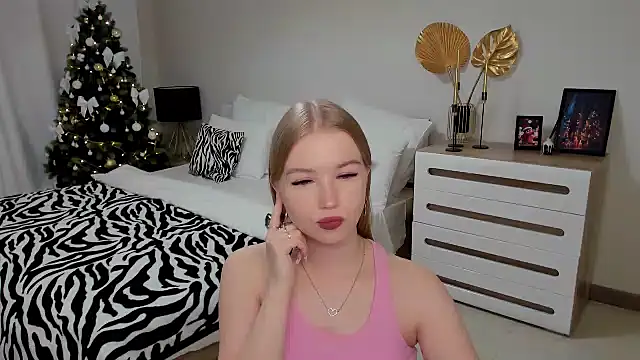 shy  lady online show from December 2024 02:33:01 PM