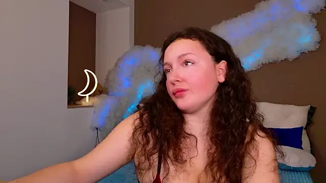 Snapshot of GloriNichols chatting on November 2025 08:02:02 AM GloriNichols online show from November 2025 08:02:02 AM