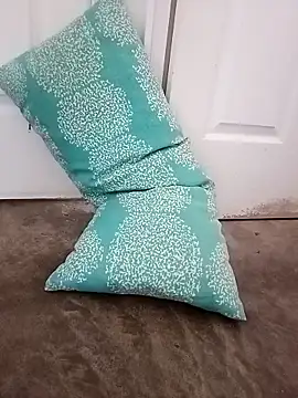 ale3J4a online show from October 2025 05:26:02 PM