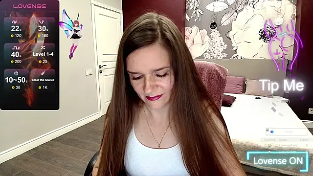 AriaGray online show from October 2025 01:29:02 PM