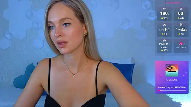 Snapshot of Lynna_Sparks chatting on July 2026 04:16:01 AM Lynna Sparks online show from July 2026 04:16:01 AM