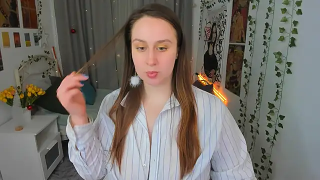 Snapshot of Lattea chatting on December 2024 10:16:02 PM Lattea online show from December 2024 10:16:02 PM