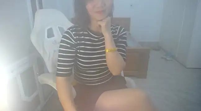 Snapshot of Susu204 chatting on March 2025 05:23:02 AM Susu204 online show from March 2025 05:23:02 AM