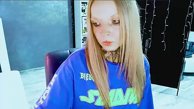 InesGold online show from September 2025 07:31:01 AM