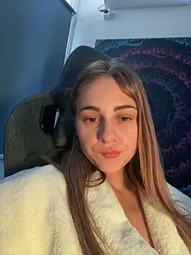 Snapshot of GraceTorrez chatting on December 2024 10:56:02 AM GraceTorrez online show from December 2024 10:56:02 AM