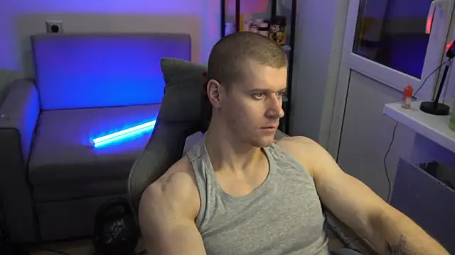 Bruno Banani online show from September 2025 07:15:02 PM