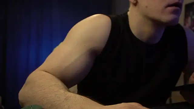 Bruno Banani online show from March 2026 04:35:01 PM