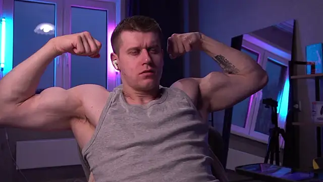 Snapshot of Bruno_Banani chatting on March 2026 04:24:02 PM Bruno Banani online show from March 2026 04:24:02 PM