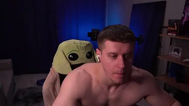 Snapshot of Bruno_Banani chatting on March 2026 07:35:01 PM Bruno Banani online show from March 2026 07:35:01 PM