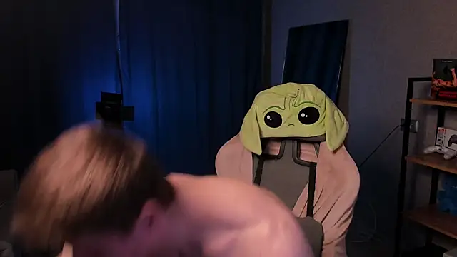 Snapshot of Bruno_Banani chatting on April 2026 07:49:02 PM Bruno Banani online show from April 2026 07:49:02 PM