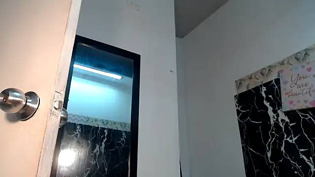 KristalTsXXX online show from February 2026 04:16:02 PM