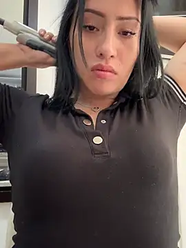 Snapshot of Sara_luna_ chatting on March 2025 02:55:02 PM Sara luna  online show from March 2025 02:55:02 PM