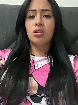 Snapshot of Sara_luna_ chatting on June 2026 03:01:02 AM Sara luna online show from June 2026 03:01:02 AM