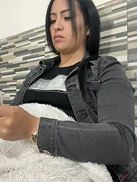 Snapshot of Sara_luna_ chatting on July 2026 05:15:02 PM Sara luna online show from July 2026 05:15:02 PM