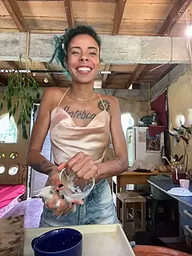 sammoura01 online show from February 2026 02:31:01 PM