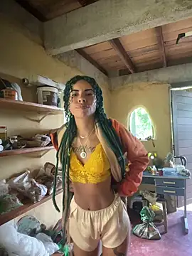 sammoura01 online show from June 2026 01:03:02 PM