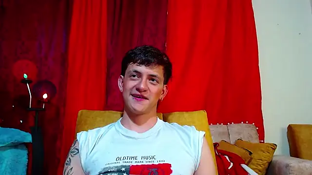 GabyThoms online show from December 2024 09:28:02 PM