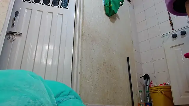 GabyThoms online show from January 2025 01:02:01 AM