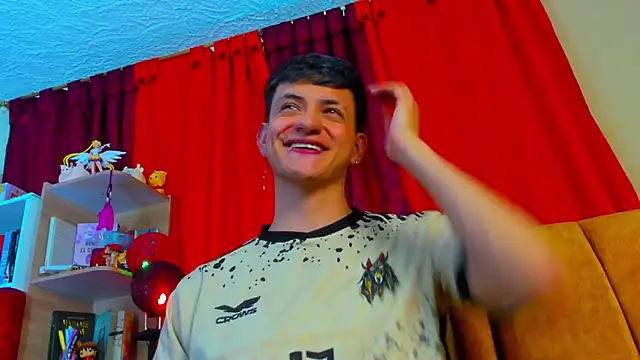 GabyThoms online show from March 2025 11:45:01 PM