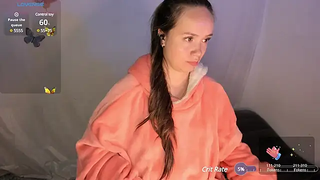 Snapshot of milysauria1 chatting on January 2025 12:04:02 PM milysauria1 online show from January 2025 12:04:02 PM