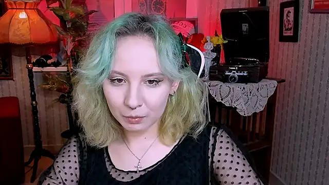 Snapshot of JasmineMilko chatting on December 2024 08:13:01 AM JasmineMilko online show from December 2024 08:13:01 AM