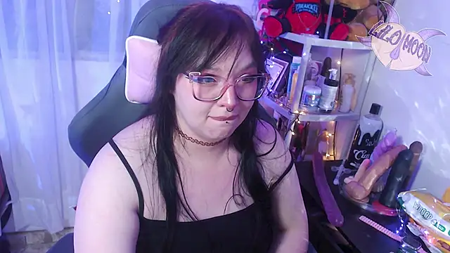 Snapshot of LiloMoon69 chatting on March 2025 07:15:01 AM LiloMoon69 online show from March 2025 07:15:01 AM
