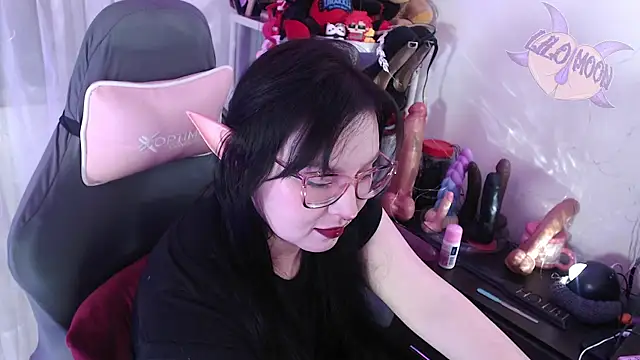 Snapshot of LiloMoon69 chatting on September 2025 01:16:01 PM LiloMoon69 online show from September 2025 01:16:01 PM