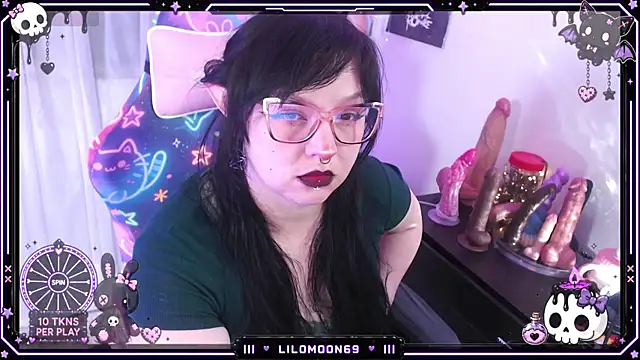 LiloMoon69 online show from July 2026 07:56:01 AM