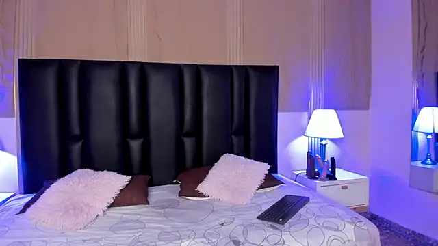 Milf meli online show from December 2025 07:10:02 PM