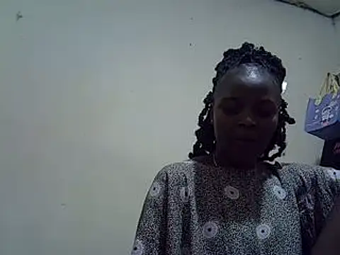 Snapshot of pretty_vivy chatting on January 2025 03:44:01 PM pretty vivy online show from January 2025 03:44:01 PM