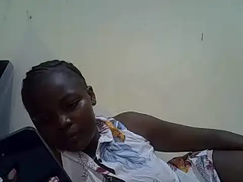 Snapshot of pretty_vivy chatting on March 2025 10:32:02 AM pretty vivy online show from March 2025 10:32:02 AM