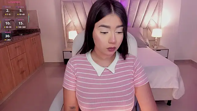 amelie jhons online show from October 2025 08:40:01 PM