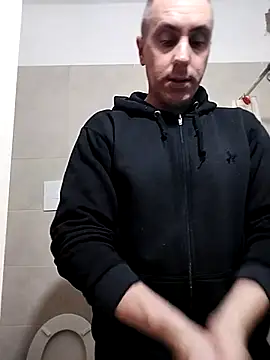 Snapshot of HELL_FIRE chatting on November 2025 08:20:02 PM HELL FIRE online show from November 2025 08:20:02 PM