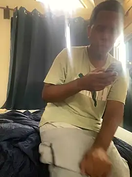 Snapshot of anubi0880 chatting on December 2024 08:23:02 PM anubi0880 online show from December 2024 08:23:02 PM