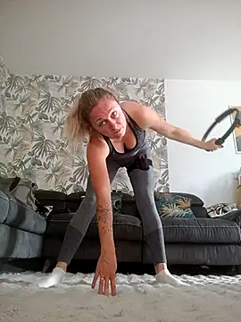 cassiehotsexy online show from September 2025 08:07:01 AM