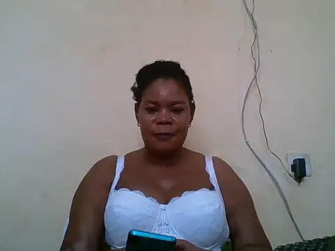 Snapshot of ANALQUEEN4 chatting on October 2025 06:58:02 AM ANALQUEEN4 online show from October 2025 06:58:02 AM