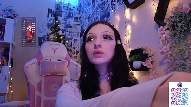 Snapshot of hikmurr chatting on February 2025 06:59:01 PM hikmurr online show from February 2025 06:59:01 PM